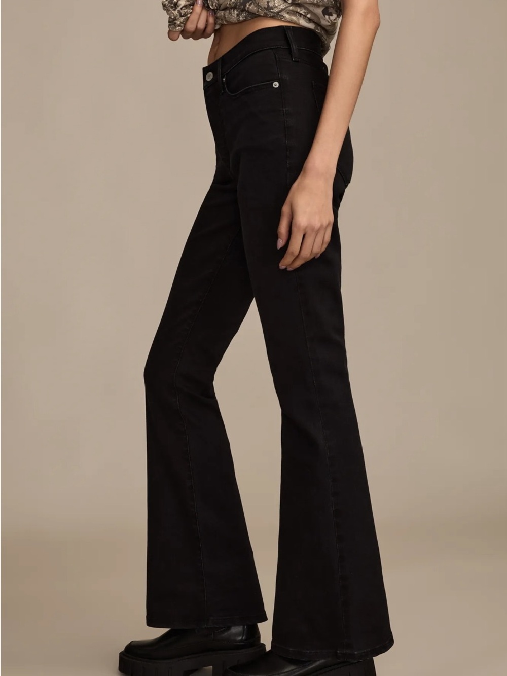 Lucky Brand Black High-Rise Flare Jeans - Picture 2 of 9